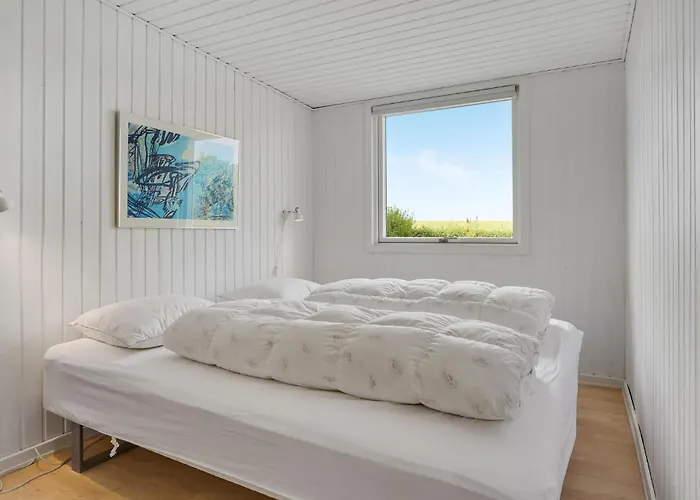 בית נופש Two-bedroom In *