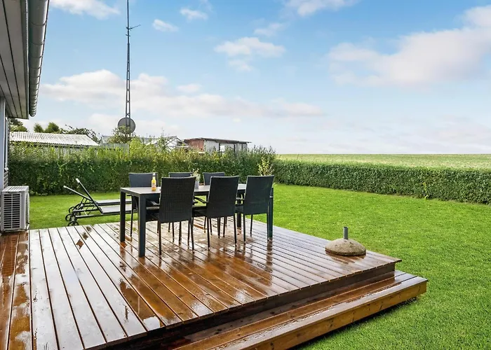 Two-bedroom In בית נופש בורקופ